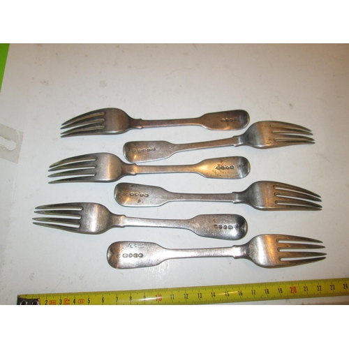 69 - Set of six solid silver forks London 1836 JH D Eakers mark ? 304 g