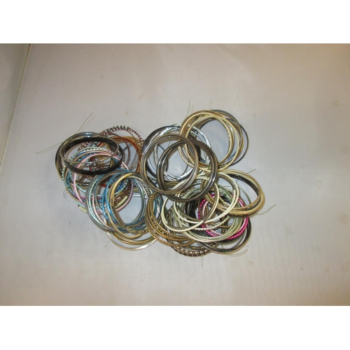 296 - Costume jewellery : Bag of bangles and bracelets