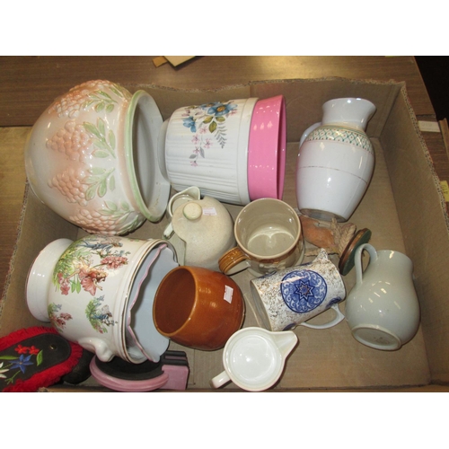 512 - 2 x boxes of decorative china