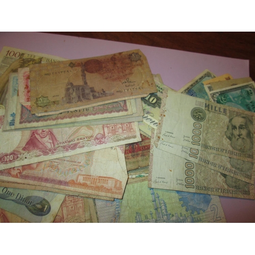 292 - Foreign banknotes