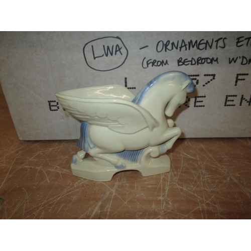 458 - Wade figure : Wade Pegasus Posy Holder