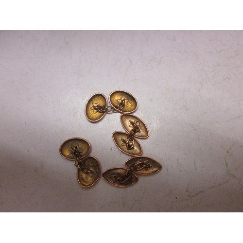 96 - 2 x pairs of engraved hallmarked 9 ct gold cufflinks 6 g