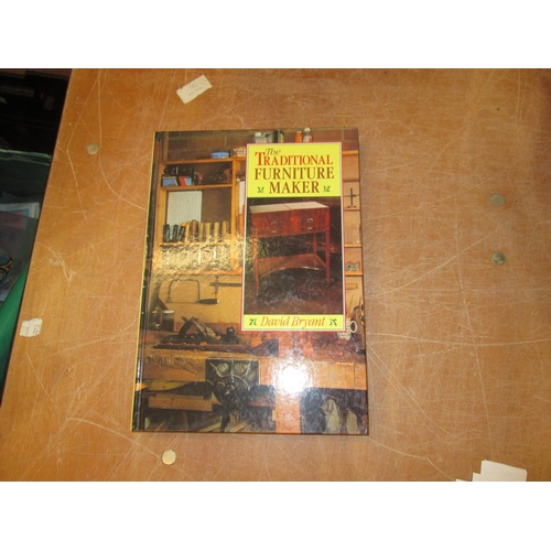 65 - Single volume : The Traditional Furniture Maker by David Bryant, pub. Batsford 1990 in D/J