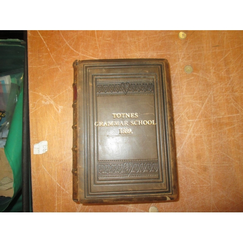 76 - Single volume : The Land and the Book by W M Thomson, a history on the Holy Land pub T Nelson & Sons... 