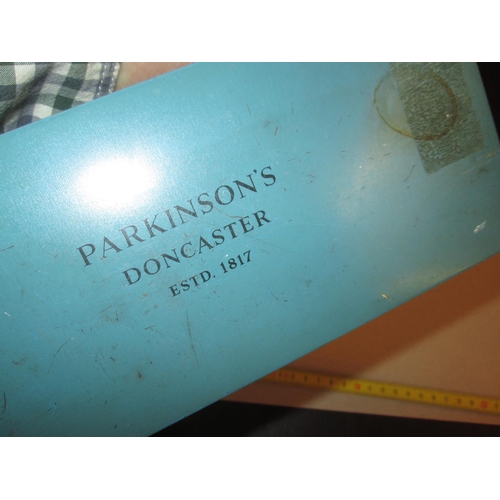 218 - Collectors tin : Parkinsons