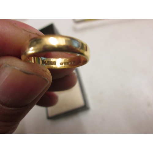 181 - 18 ct gold wedding band  3. 8 g, size Q