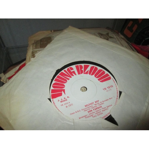 207 - Assorted vinyl 45 records : Immediate and other labels included, 2 x Beatles, Elvis Presley repress ... 