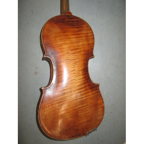 217 - Early 20th century violin, full back, no label, bow in hard case