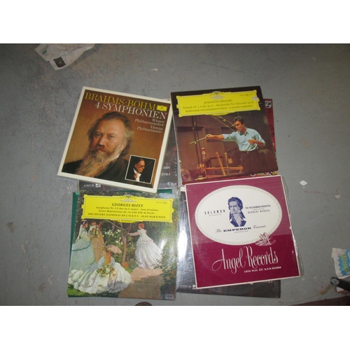 450 - Assorted classical vinyl records