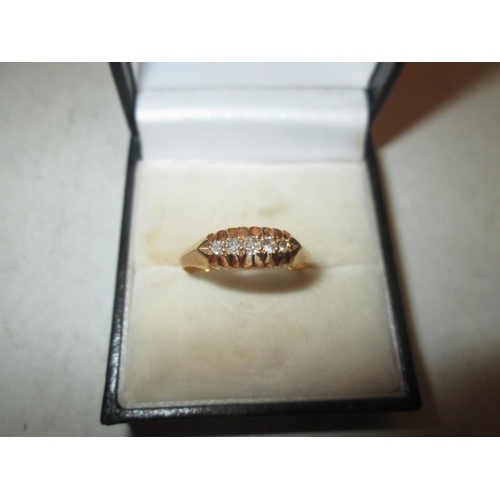 667 - 18 ct gold ring set with diamonds 3 g size Q