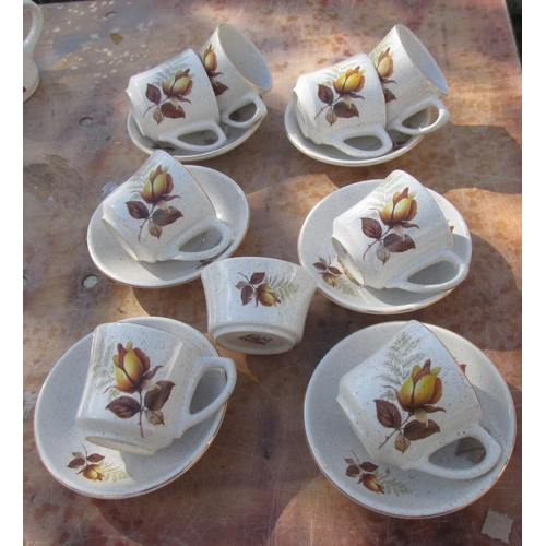 62 - Kernewek Goonhavern Pottery : 6 x saucers & 8 x tea cups Autumn Rose pattern