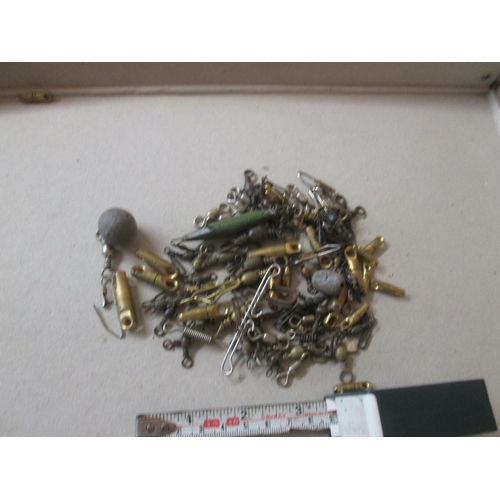 46 - Assorted fishing swivels etc.