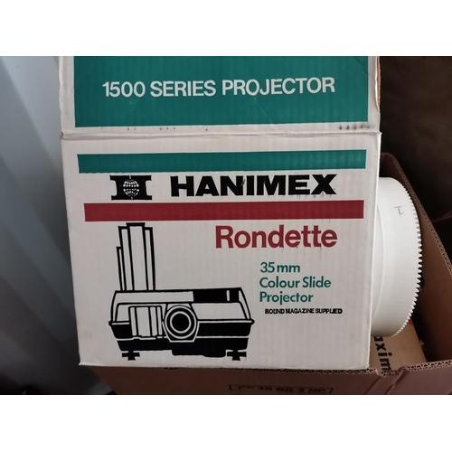 561 - Hanimex Rondette projector & Maxim colour slide viewer