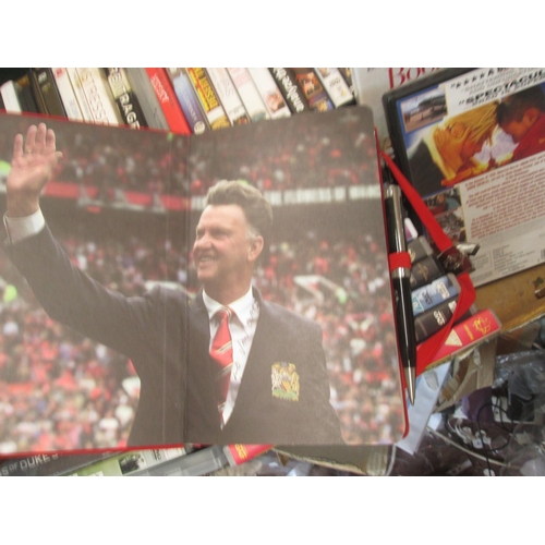 567 - Various DVDs and signed manchester United notebook