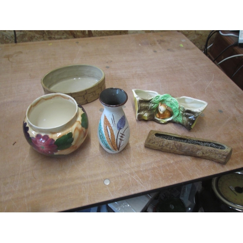 45 - Assorted pottery items