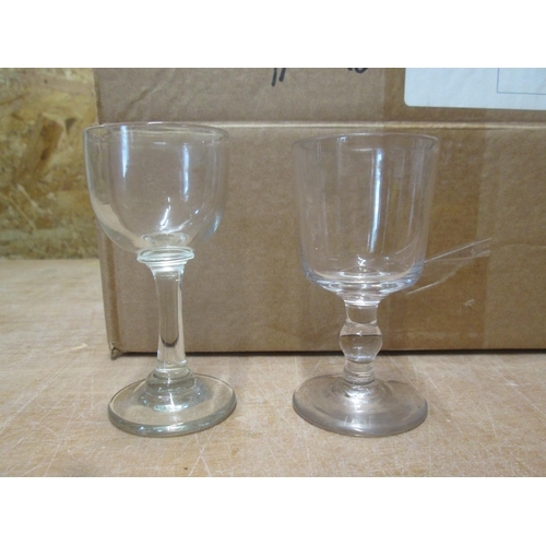 26 - 8 x 19th and early 20th century glasses : 1 x pre 1850 star cut pontil glass with folded foot, 1 x s... 