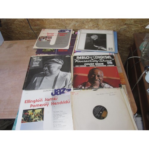 64 - Various vinyl records : jazz included