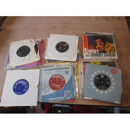 124 - Various EPs from the 1960s onwards, with some empty EP cases (not photographed to avoid confusion)