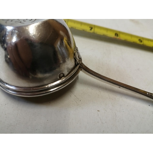 113 - French silver and vermeil tea strainer with gilded interior circa 1900 by Gustav Kneller 40 g