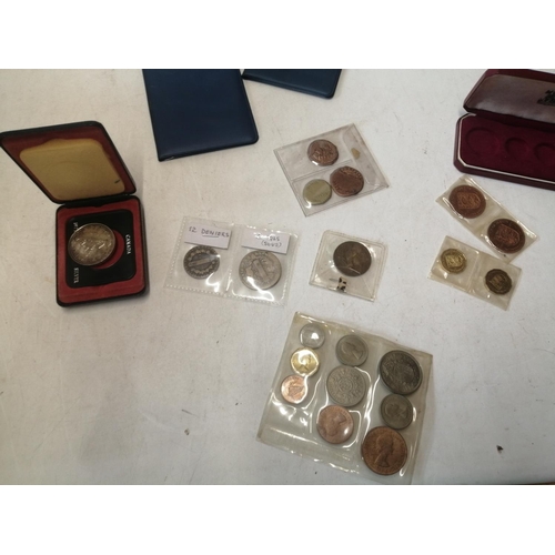 69 - GB 1953 plastic set of 9 x coins, Jersey 1966 four coin proof set & cased Canada Dollar 1972 & other... 