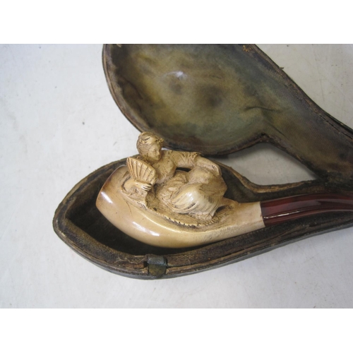 429 - Late 19th century carved meerschaum pipe in case of issue