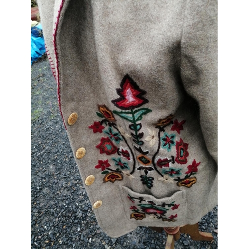 7 - Textiles : Vintage ladies wool coat with embroidered wool floral motifs