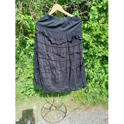 165 - Vintage black skirt