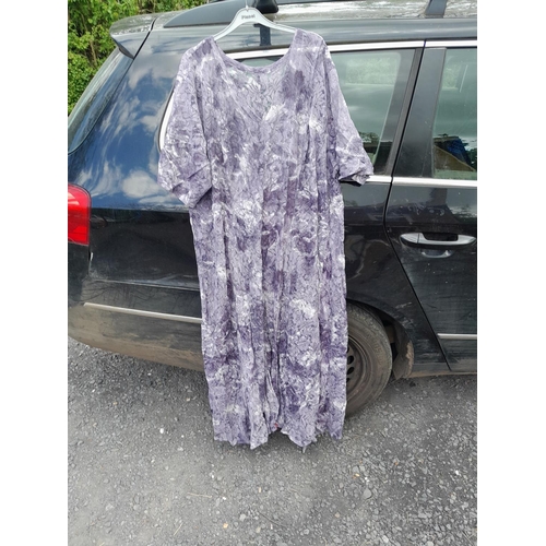 173 - Ladies purple floral dress