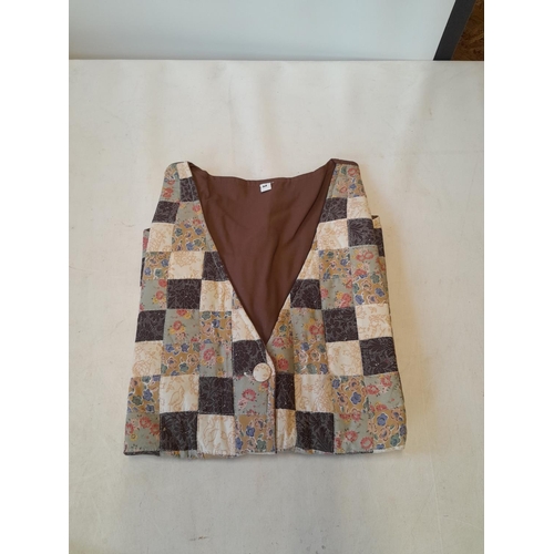 180 - Vintage patchwork waistcoat, medium