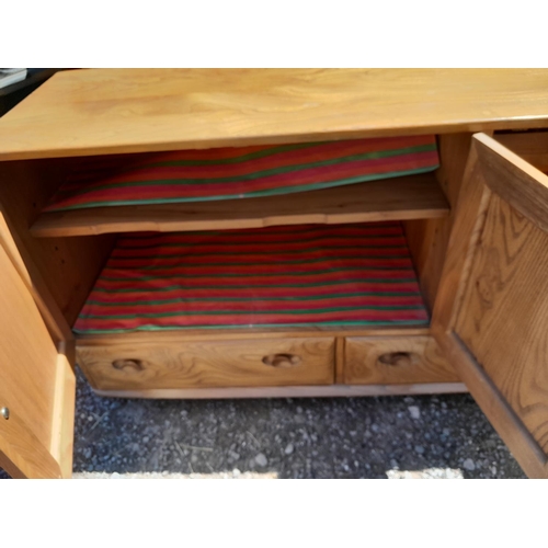 67 - Highly polished Ercol mid 20th century sideboard in good order