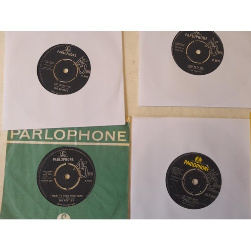 103 - 45's  single vinyl records in carry case : Beatles related