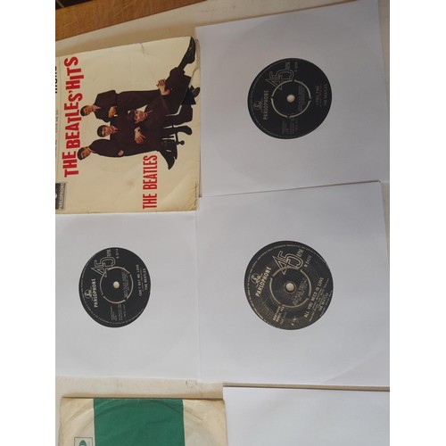 103 - 45's  single vinyl records in carry case : Beatles related