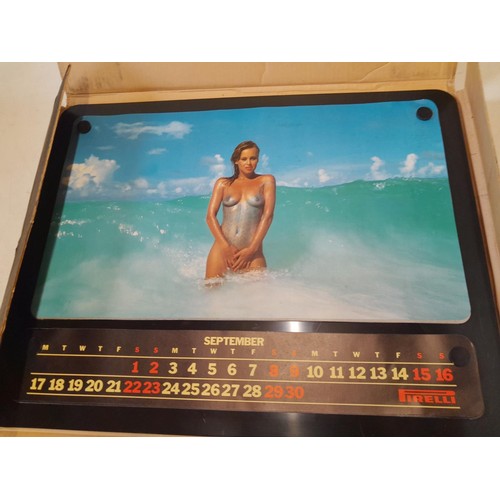 188 - Pirelli calendars : 1989, 1993, 1986, 1987, 1992,