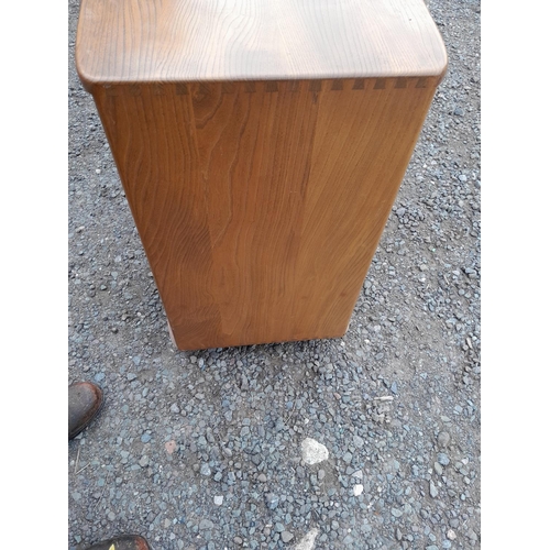 222 - Ercol sideboard, in good condition light staining in places