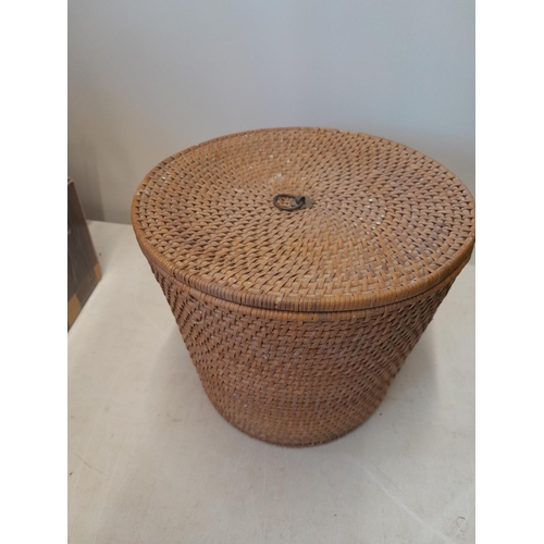 196 - Early 20th century empty wicker box for Chinese Canton tea pot