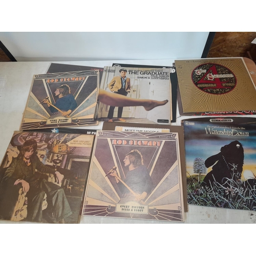 353 - Vinyl record albums : Assorted 1970 pop including Kate Bush & Rod Stewart