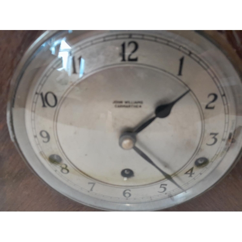 303 - Vintage oak case mantle clock