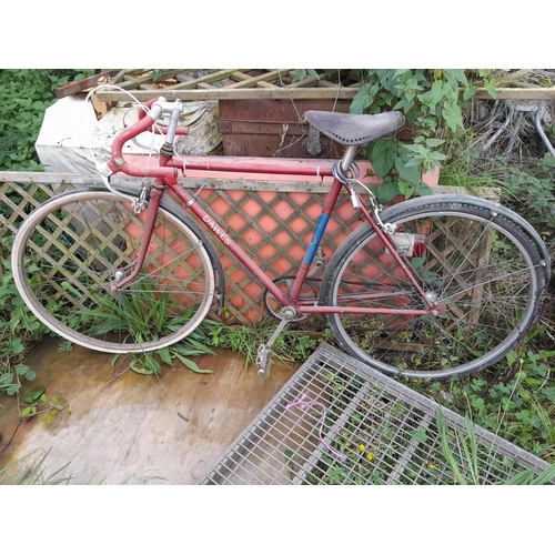 17 - Vintage Dawes Realm Rider drop handle bicycle for restoration, weinmann brakes, engraved handle bars