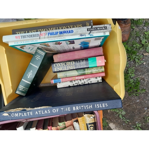 404 - Box of assorted non fiction