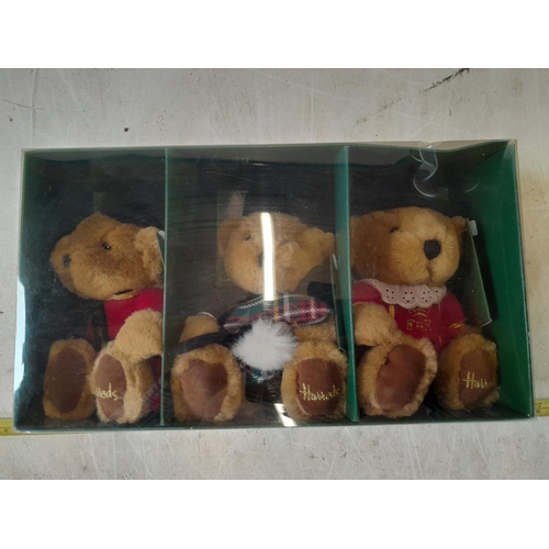 83 - Boxed set of small set of three Harrods teddy bears