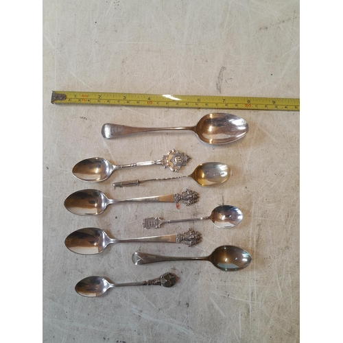 16 - Assorted silver teaspoons 115 g