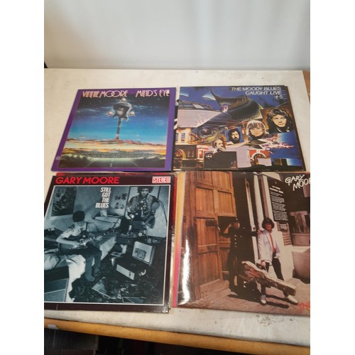 31 - 17 x vinyl record albums : Gary Moore, Moody Blues etc.