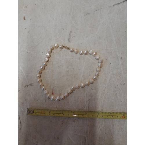 120 - Vintage potato pearl necklace with 9 ct gold clasp