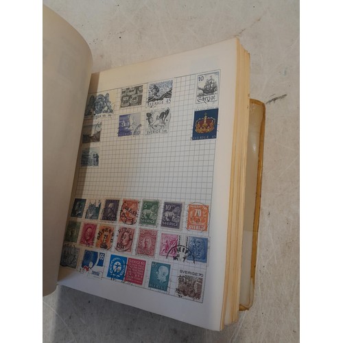 172 - Stamps : An extensive used collection of stamps of the British Commonwealth & Foreign countries in a... 