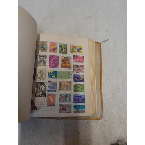 172 - Stamps : An extensive used collection of stamps of the British Commonwealth & Foreign countries in a... 