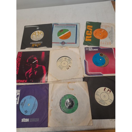 175 - Assorted vinyl singles : commercial pop from 1970s & 1980s