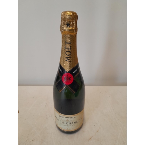 267 - Bottle of Moet & Chandon Champagne