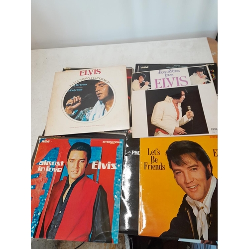 292 - Varied collection of Elvis Presley vinyl record albums