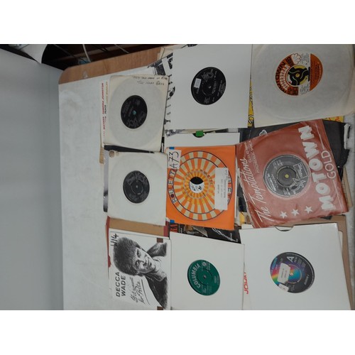 310 - Assorted Ex DJ record singles, commercial pop from the 1960s - late 1980s