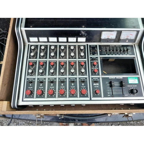 329 - HH SM 200 Stereo mixing equipment